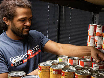 Student in food pantry